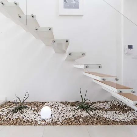 Villa Kamila Aroeira (Setubal)